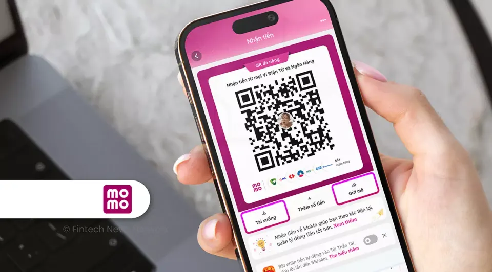 MoMo QR payments graphic