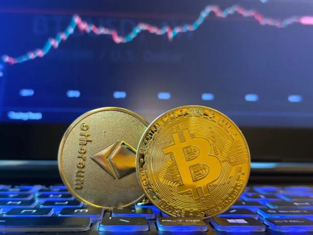 FinCEN withdraws its crypto wallet and mixing rules while the IRS clears staking for trusts: Washington's crypto week