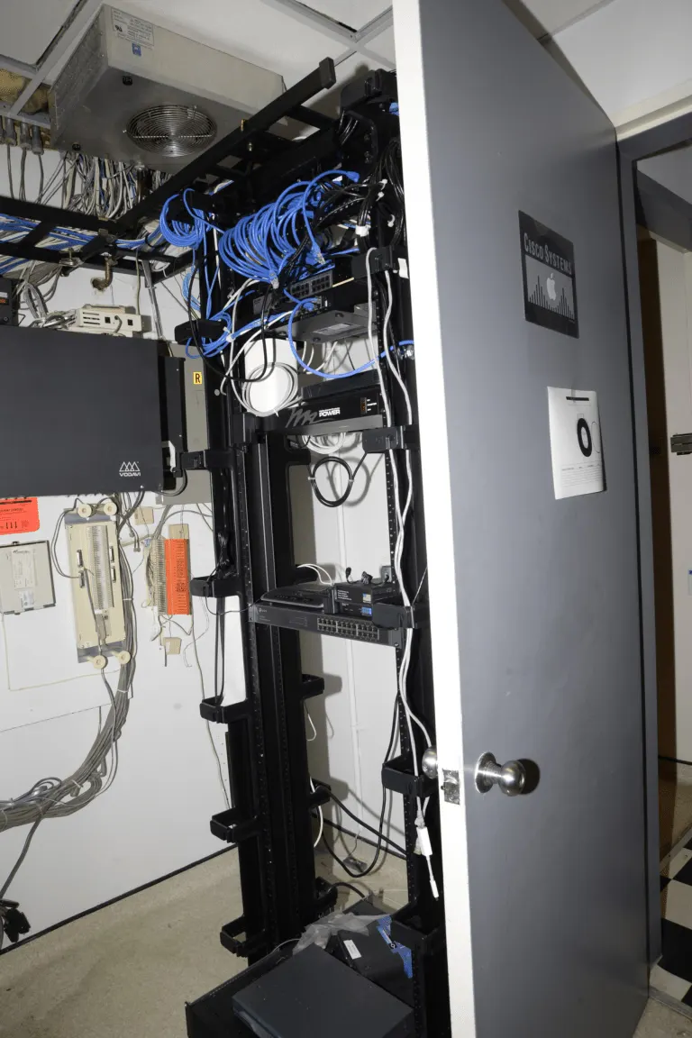 Server rack with network cabling