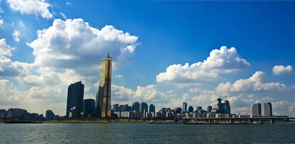 The Seoul skyline