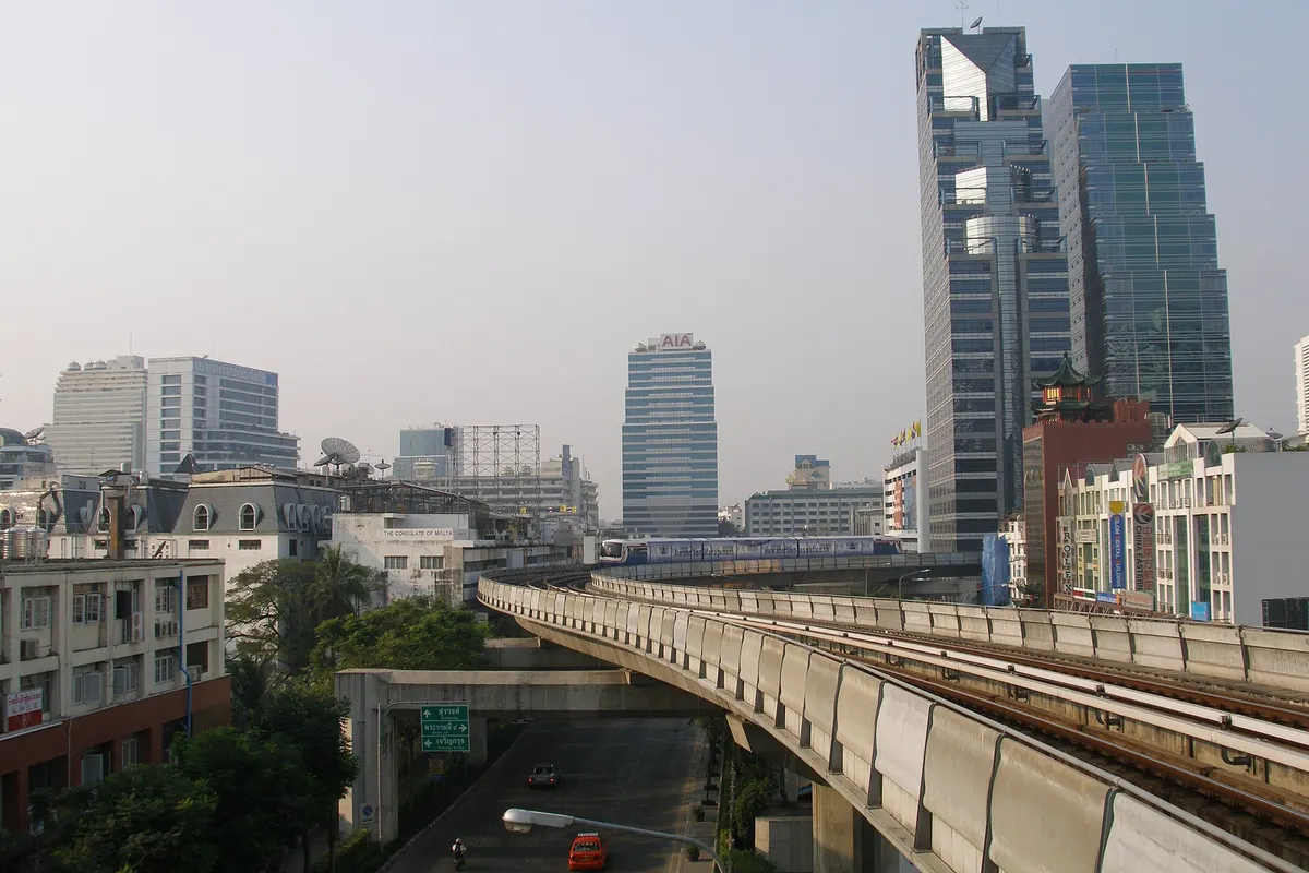 Webull bought a 50 year old Thai broker for 100 million dollars: why global trading apps want local licences