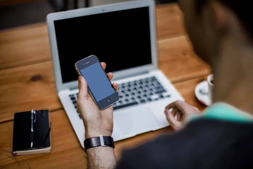 Digital banking on a laptop