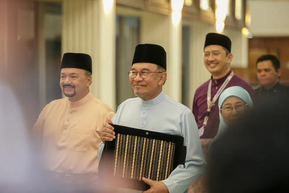 Malaysia's RM459.8 billion Budget 2027: tax cuts, AI bets and an election on the horizon